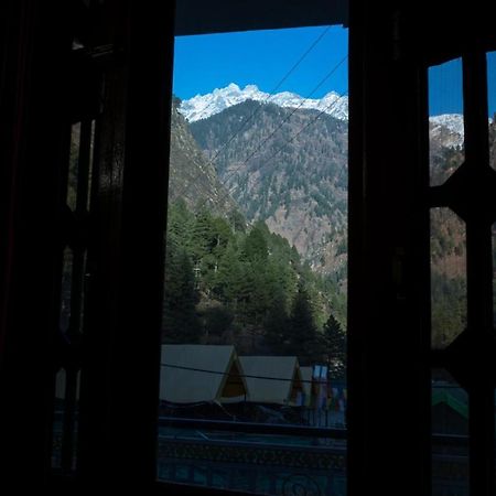 Chojh Inn Cafe & Homestay Kasol Esterno foto